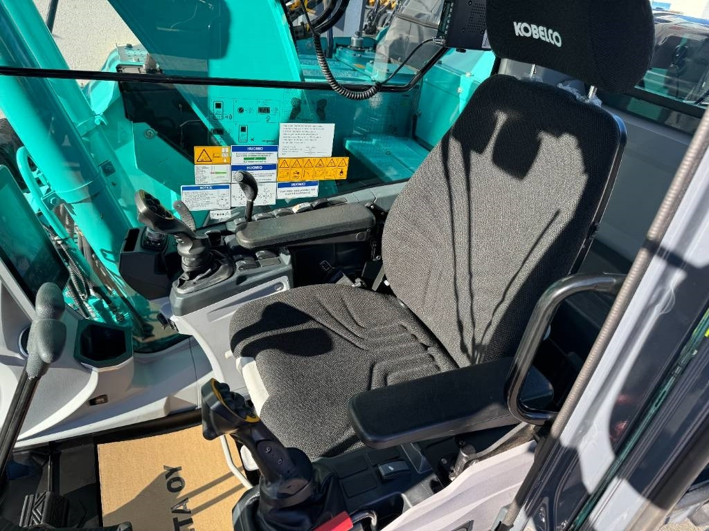 Crawler excavator Kobelco SK 140 SRLC-7: picture 10