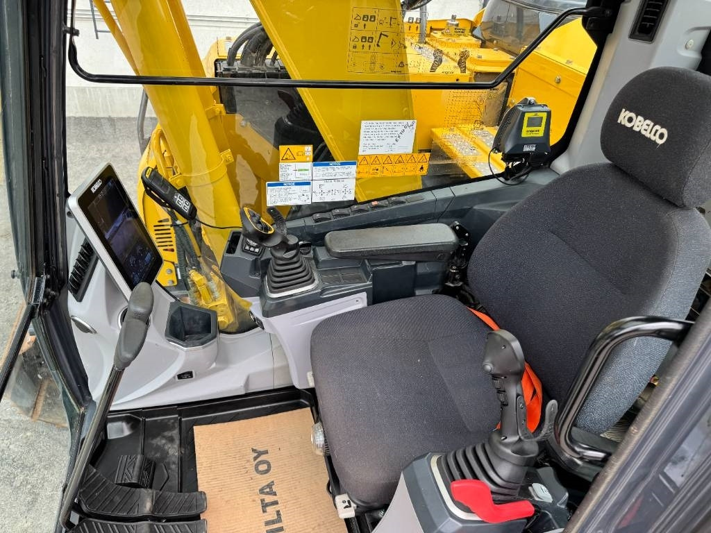 Crawler excavator Kobelco SK140SRLC-7 UUSI ENGCON EC219: picture 13