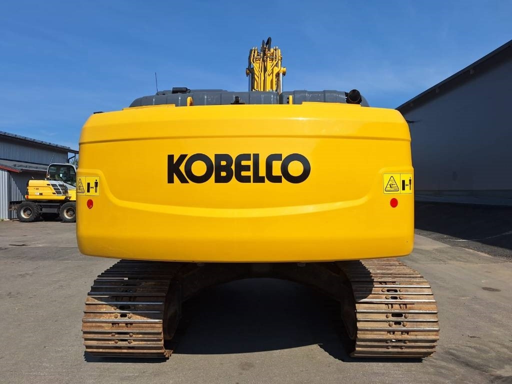 Kobelco SK210LC-11 PYÖRITTÄJÄLLÄ - Crawler excavator: picture 3 Kobelco SK210LC-11 PYÖRITTÄJÄLLÄ - Crawler excavator: picture 3