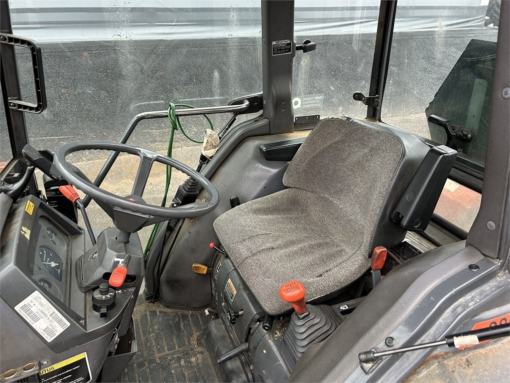 Municipal tractor Kubota L 3600 AURA JA HIEKOTIN: picture 12