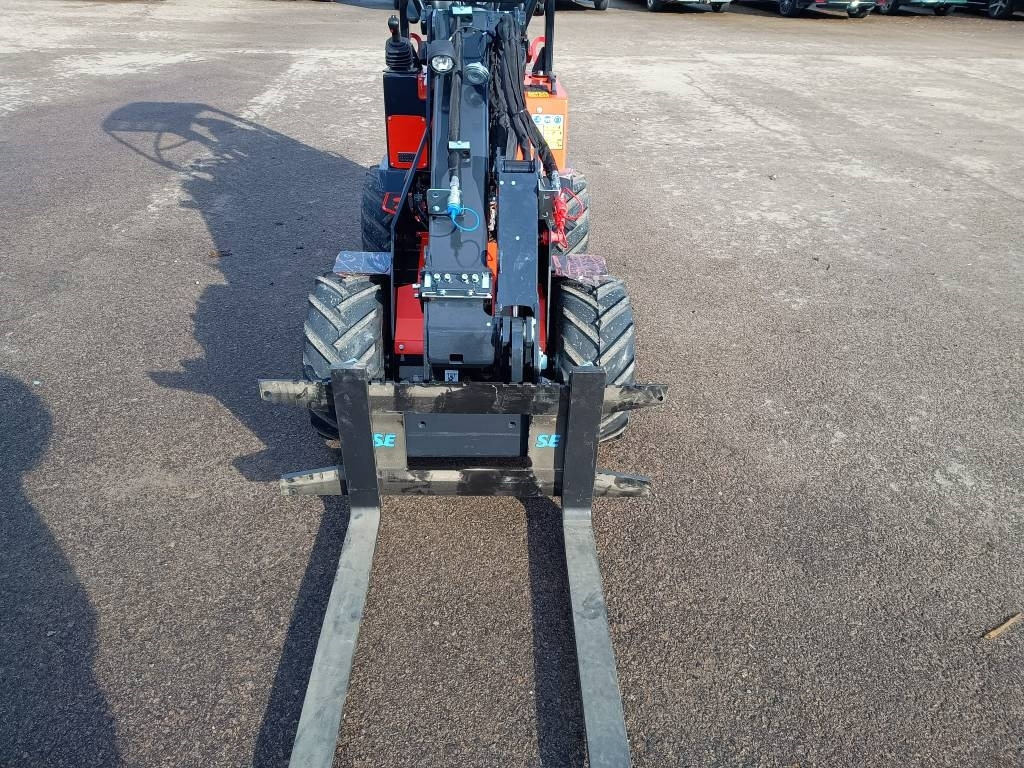 New Compact loader Kubota RT105-2 TELEPUOMI: picture 10