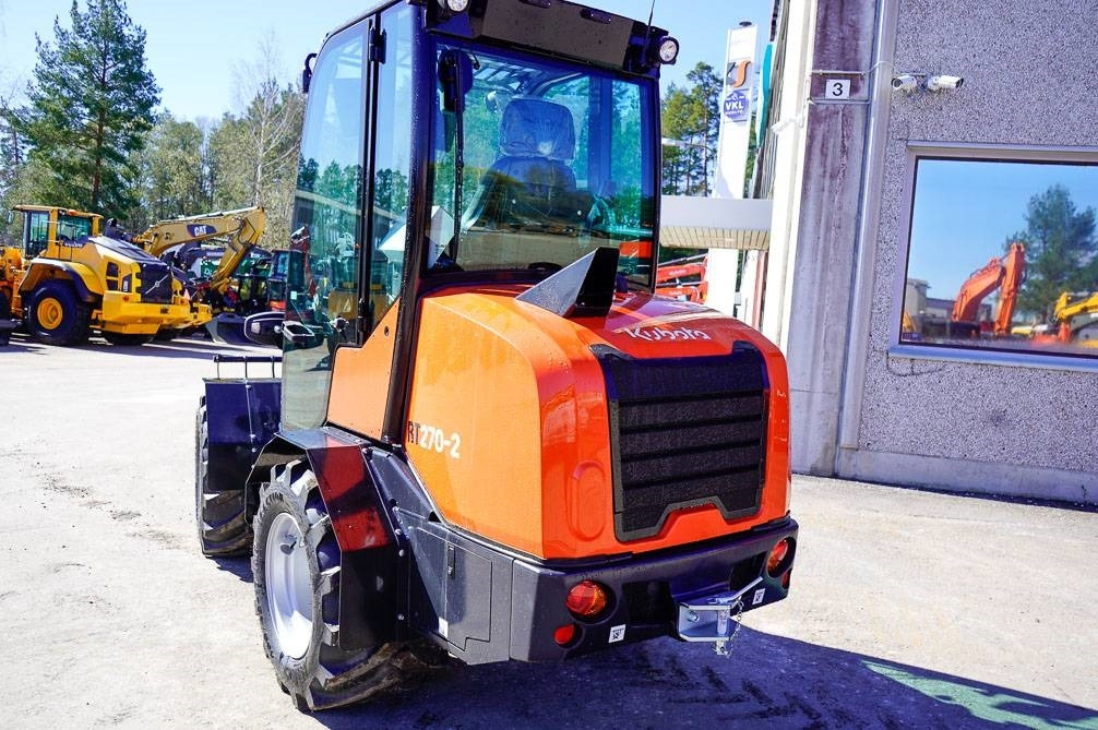 Compact loader Kubota RT270-2 DELUXE MALLI: picture 11
