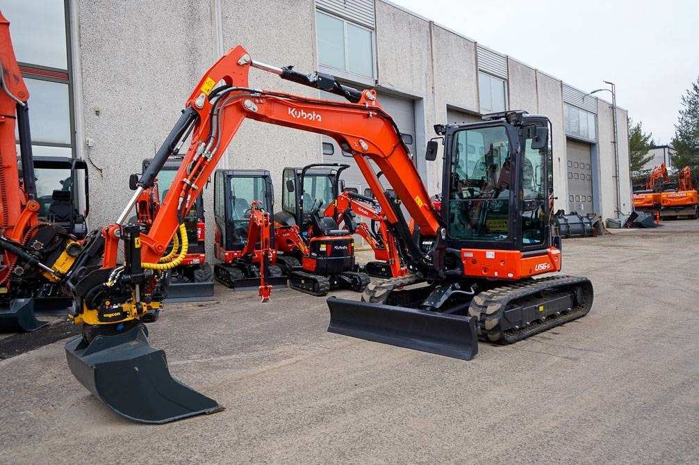 Kubota U56-5 VALMIIKSI VARUSTELTU - Mini excavator: picture 2 Kubota U56-5 VALMIIKSI VARUSTELTU - Mini excavator: picture 2
