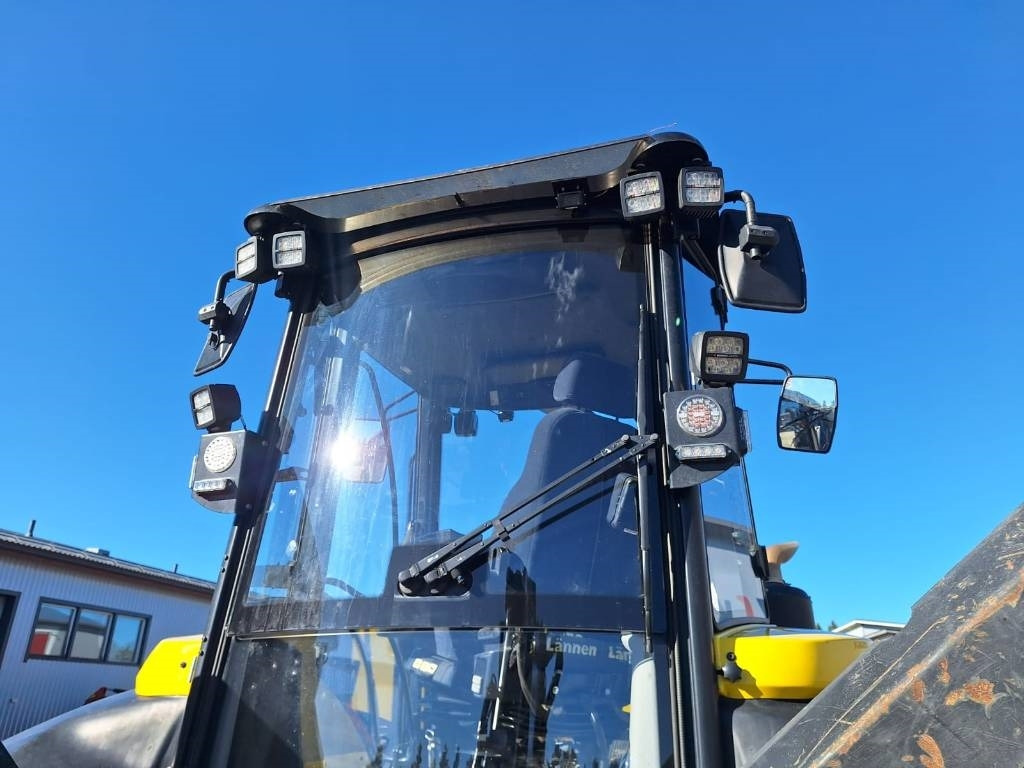 Lännen 8800M HIENO PAKETTI - Backhoe loader: picture 4 Lännen 8800M HIENO PAKETTI - Backhoe loader: picture 4