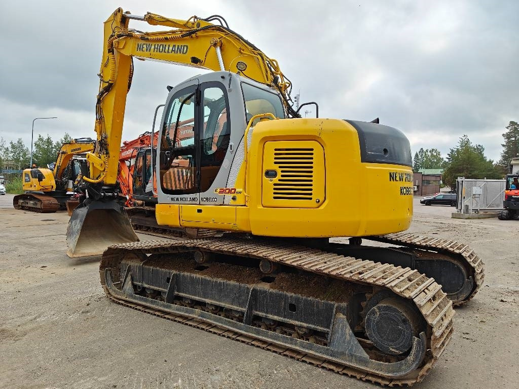 New Holland E200SRLC KALLISTUVA KAUHA - Crawler excavator: picture 2 New Holland E200SRLC KALLISTUVA KAUHA - Crawler excavator: picture 2