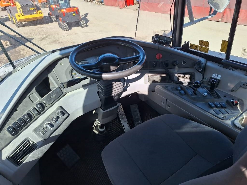 Articulated dumper Volvo A40F DUMPPERI: picture 13