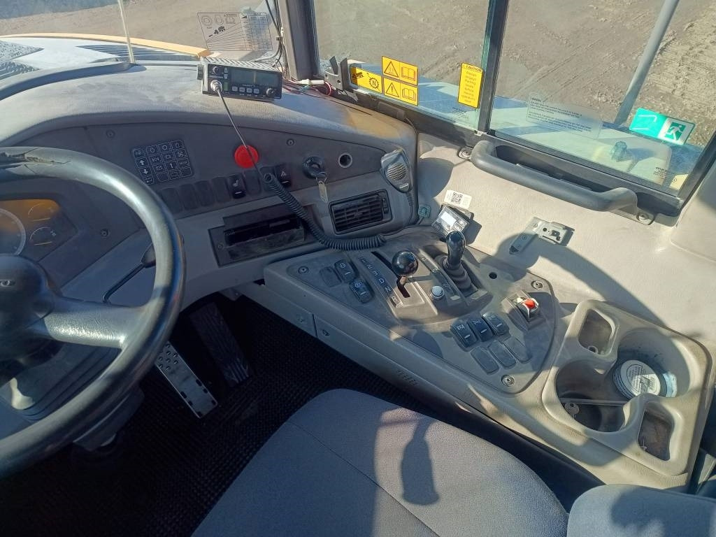 Articulated dumper Volvo A40F DUMPPERI: picture 14