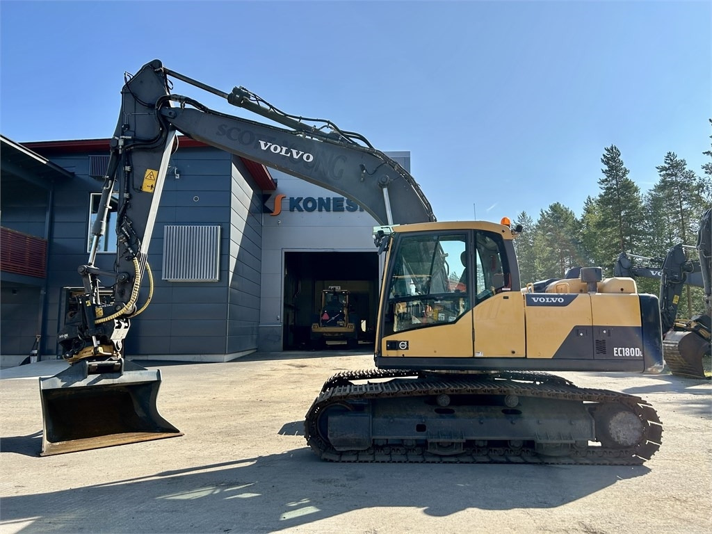 Volvo EC180DL PYÖRITTÄJÄLLÄ  - Crawler excavator: picture 1 Volvo EC180DL PYÖRITTÄJÄLLÄ  - Crawler excavator: picture 1