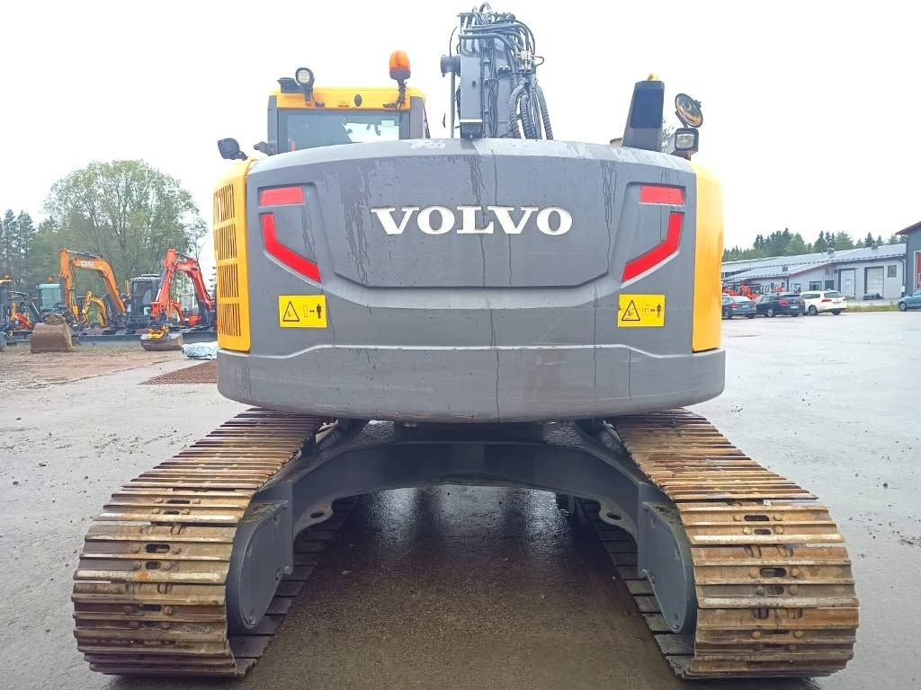 Volvo ECR235DL PYÖRITTÄJÄLLÄ  - Crawler excavator: picture 4 Volvo ECR235DL PYÖRITTÄJÄLLÄ  - Crawler excavator: picture 4