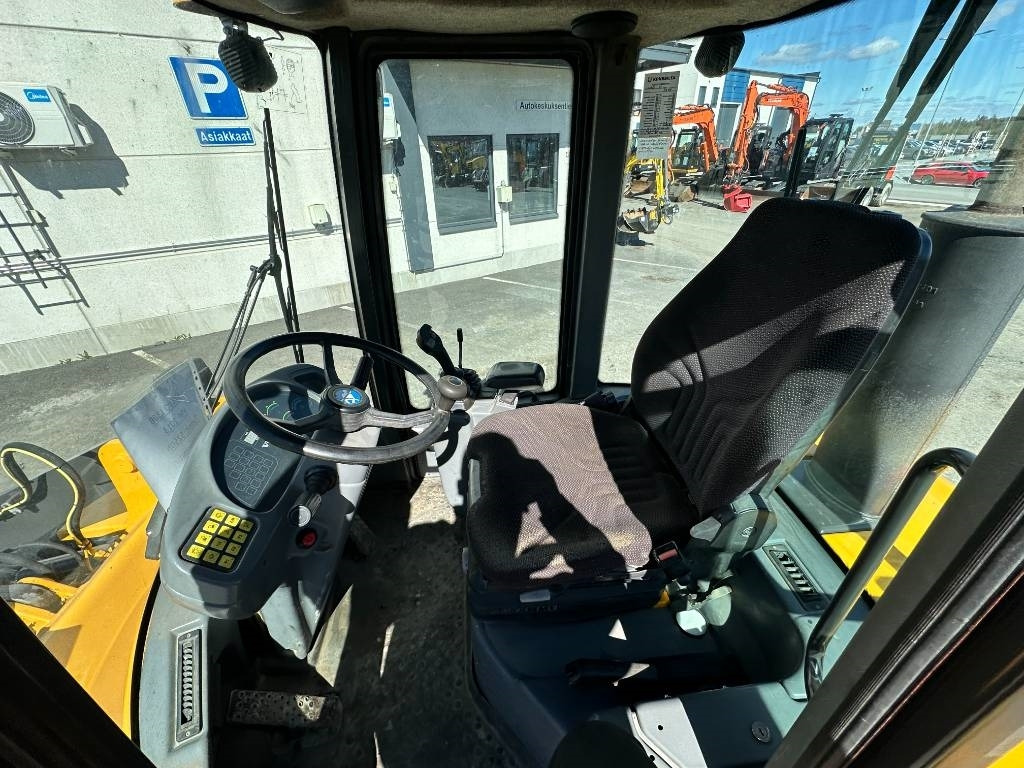 Wheel loader Volvo MYYTY! SOLD! L30B: picture 18