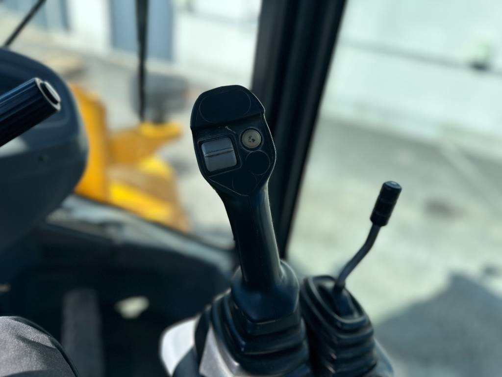 Wheel loader Volvo MYYTY! SOLD! L30B: picture 16