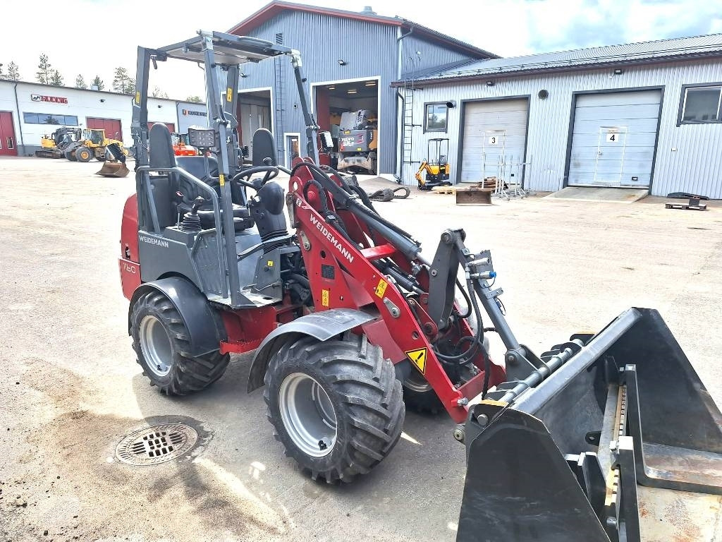 Weidemann MYYTY!SOLD! 1160 VÄHÄN AJETTU, KAUHA+PIIKIT - Compact loader: picture 5 Weidemann MYYTY!SOLD! 1160 VÄHÄN AJETTU, KAUHA+PIIKIT - Compact loader: picture 5