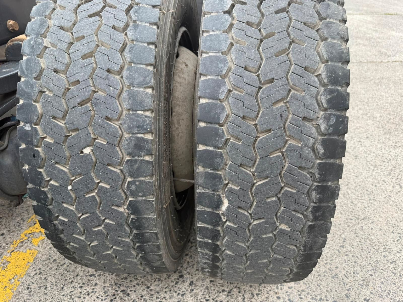 Cab chassis truck Renault Midlum 240dXi. Klima. 225.000km.: picture 21 Cab chassis truck Renault Midlum 240dXi. Klima. 225.000km.: picture 21