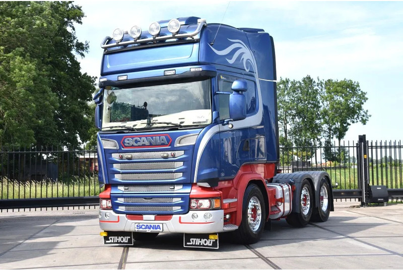 Scania R520 V8 TL 6x2/4MNB - RETARDER - FULL AIR - PARK. AIRCO - 2 x FUEL TANKS - ALCOA DURA BRIGHT - GOOD CONDITION - - Tractor unit: picture 2 Scania R520 V8 TL 6x2/4MNB - RETARDER - FULL AIR - PARK. AIRCO - 2 x FUEL TANKS - ALCOA DURA BRIGHT - GOOD CONDITION - - Tractor unit: picture 2