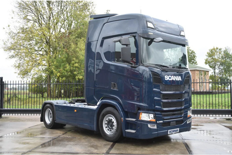 Scania S450 NGS 4x2NB - FULL AIR - 724 TKM - RETARDER - PARK. AIRCO - 2 x FUEL TANKS - TOP CONDITION - - Tractor unit: picture 2 Scania S450 NGS 4x2NB - FULL AIR - 724 TKM - RETARDER - PARK. AIRCO - 2 x FUEL TANKS - TOP CONDITION - - Tractor unit: picture 2