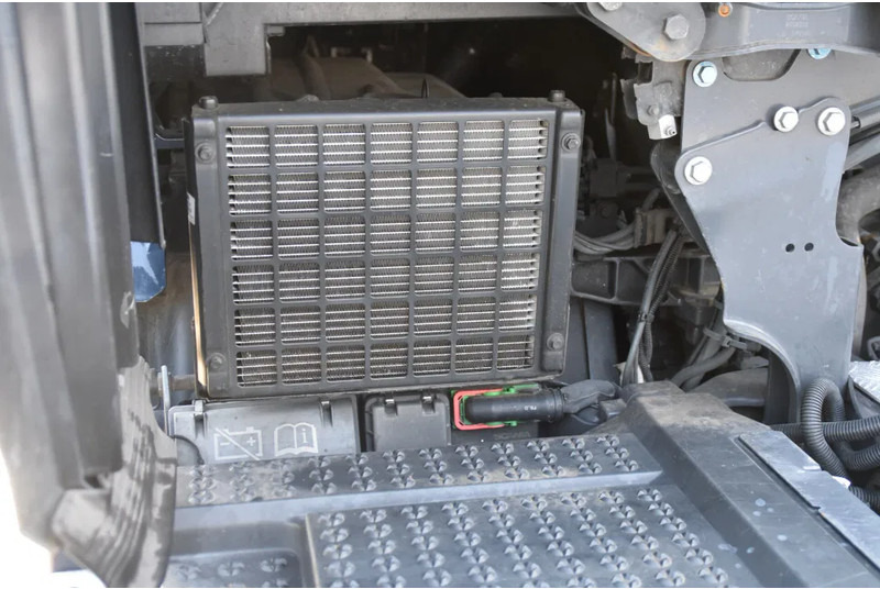 Tractor unit Scania S450 NGS 4x2NB - FULL AIR - RETARDER - ACC - PARK. AIRCO - 2 x FUEL TANKS - TOP CONDITION -: picture 7