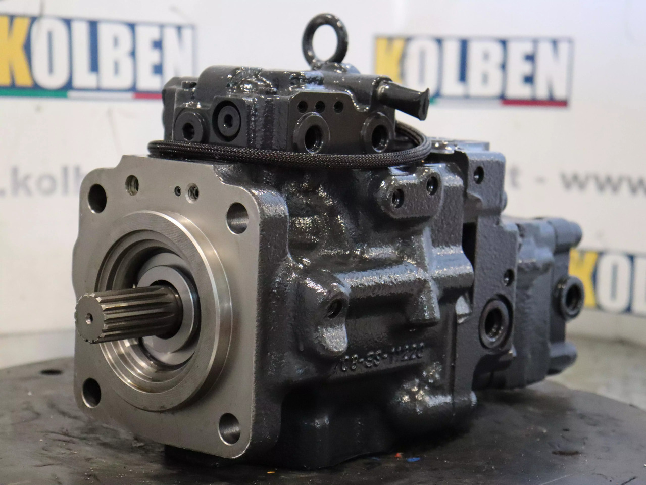 KOMATSU PC 50 MR2 - Hydraulic pump for Mini excavator: picture 1 KOMATSU PC 50 MR2 - Hydraulic pump for Mini excavator: picture 1