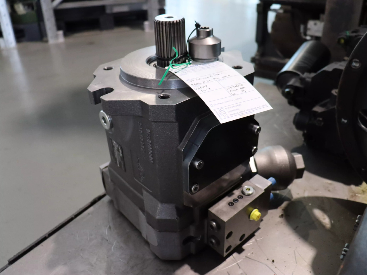 LINDE HPR02 A2 135 R LP00 0 0 0 S - Hydraulic pump for Construction machinery: picture 3 LINDE HPR02 A2 135 R LP00 0 0 0 S - Hydraulic pump for Construction machinery: picture 3