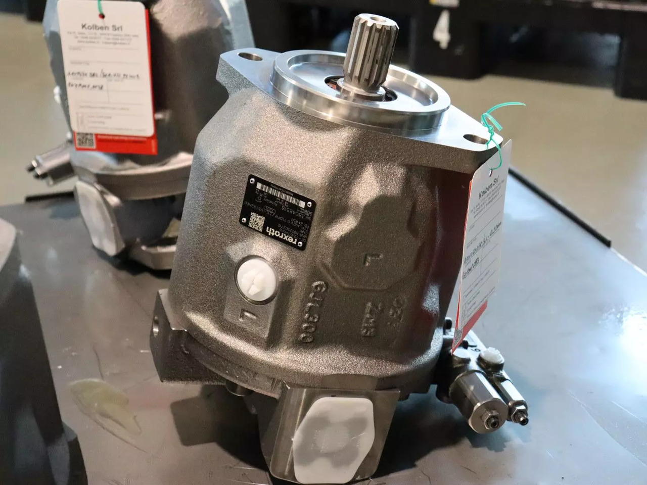 REXROTH A10VO71DFR/31L-VSC92N00 - Hydraulic pump for Material handling equipment: picture 1 REXROTH A10VO71DFR/31L-VSC92N00 - Hydraulic pump for Material handling equipment: picture 1