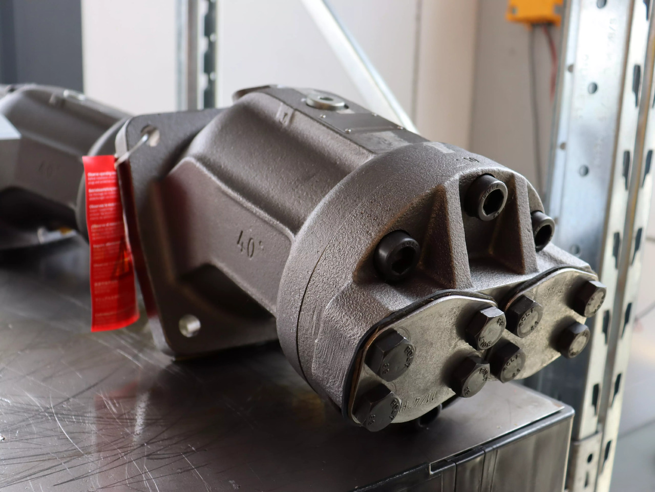 REXROTH A2FM180/61W-VAB010 - Hydraulic motor for Material handling equipment: picture 2 REXROTH A2FM180/61W-VAB010 - Hydraulic motor for Material handling equipment: picture 2