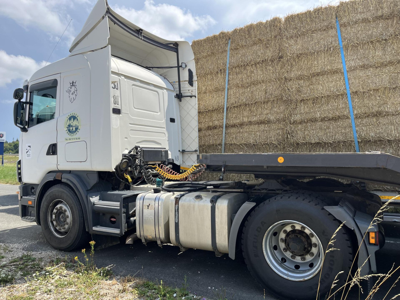 SCANIA R144 LA4X2NA 530 - Tractor unit: picture 3 SCANIA R144 LA4X2NA 530 - Tractor unit: picture 3