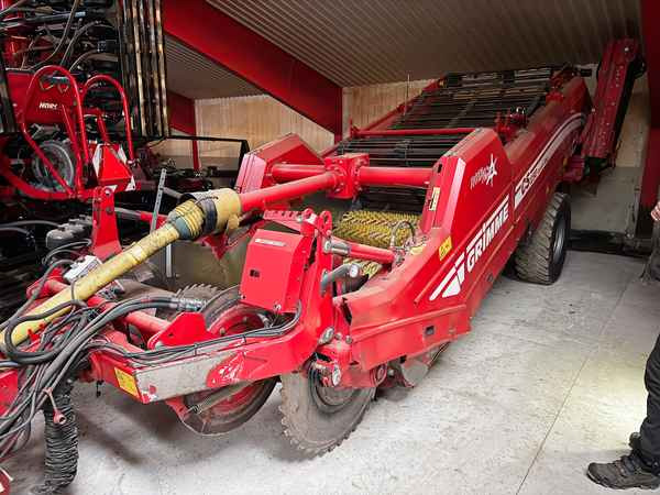 Grimme CS-150 RotaPower XL - Potato harvester: picture 1 Grimme CS-150 RotaPower XL - Potato harvester: picture 1
