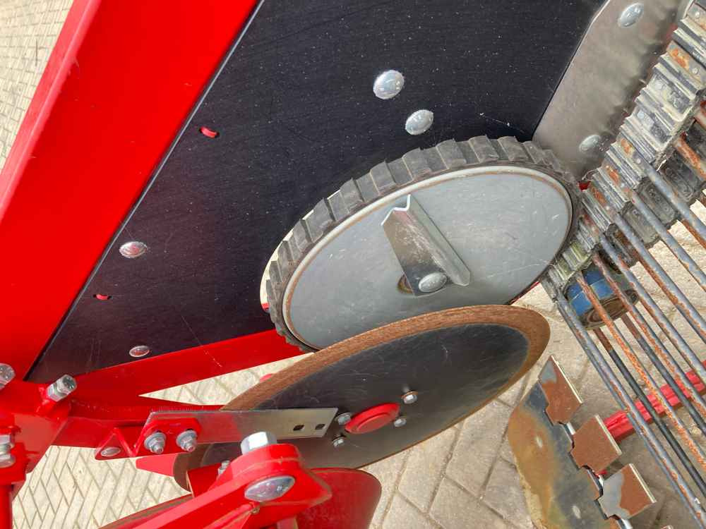 Grimme Grimme WH100 Single Row Potato Windrower - Harvester: picture 5 Grimme Grimme WH100 Single Row Potato Windrower - Harvester: picture 5