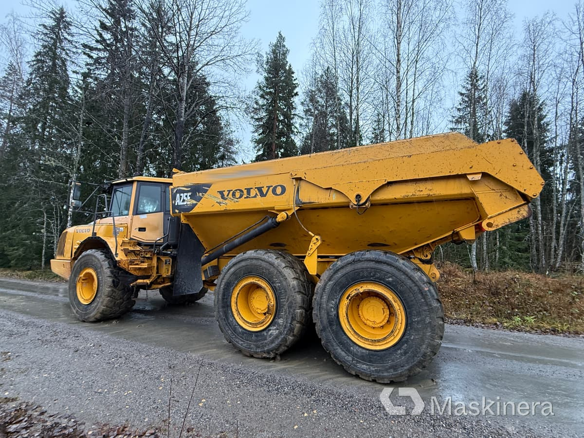 Dumper Volvo A25E 6x6 - Articulated dumper: picture 4 Dumper Volvo A25E 6x6 - Articulated dumper: picture 4