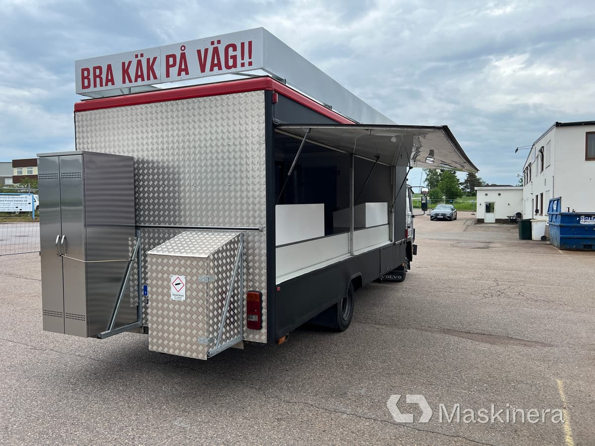 Foodtruck Volvo FL611 4X2 - Vending truck: picture 5 Foodtruck Volvo FL611 4X2 - Vending truck: picture 5