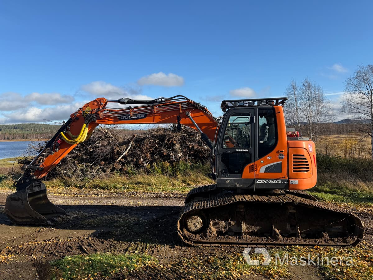 Grävmaskin Doosan DX140LCR-5 / Skördaraggregat 25RH - Crawler excavator: picture 2 Grävmaskin Doosan DX140LCR-5 / Skördaraggregat 25RH - Crawler excavator: picture 2