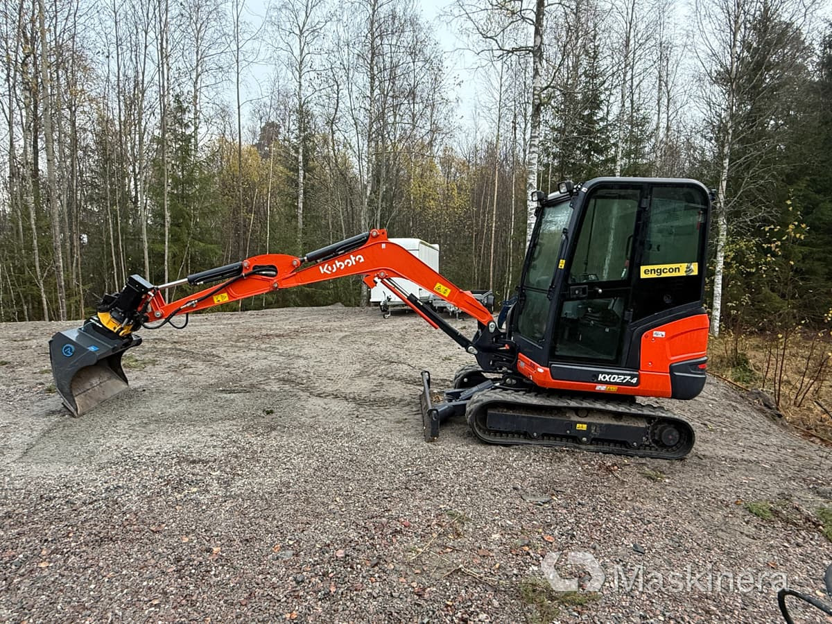 Grävmaskin Kubota KX027-4 med flera redskap - Crawler excavator: picture 2 Grävmaskin Kubota KX027-4 med flera redskap - Crawler excavator: picture 2