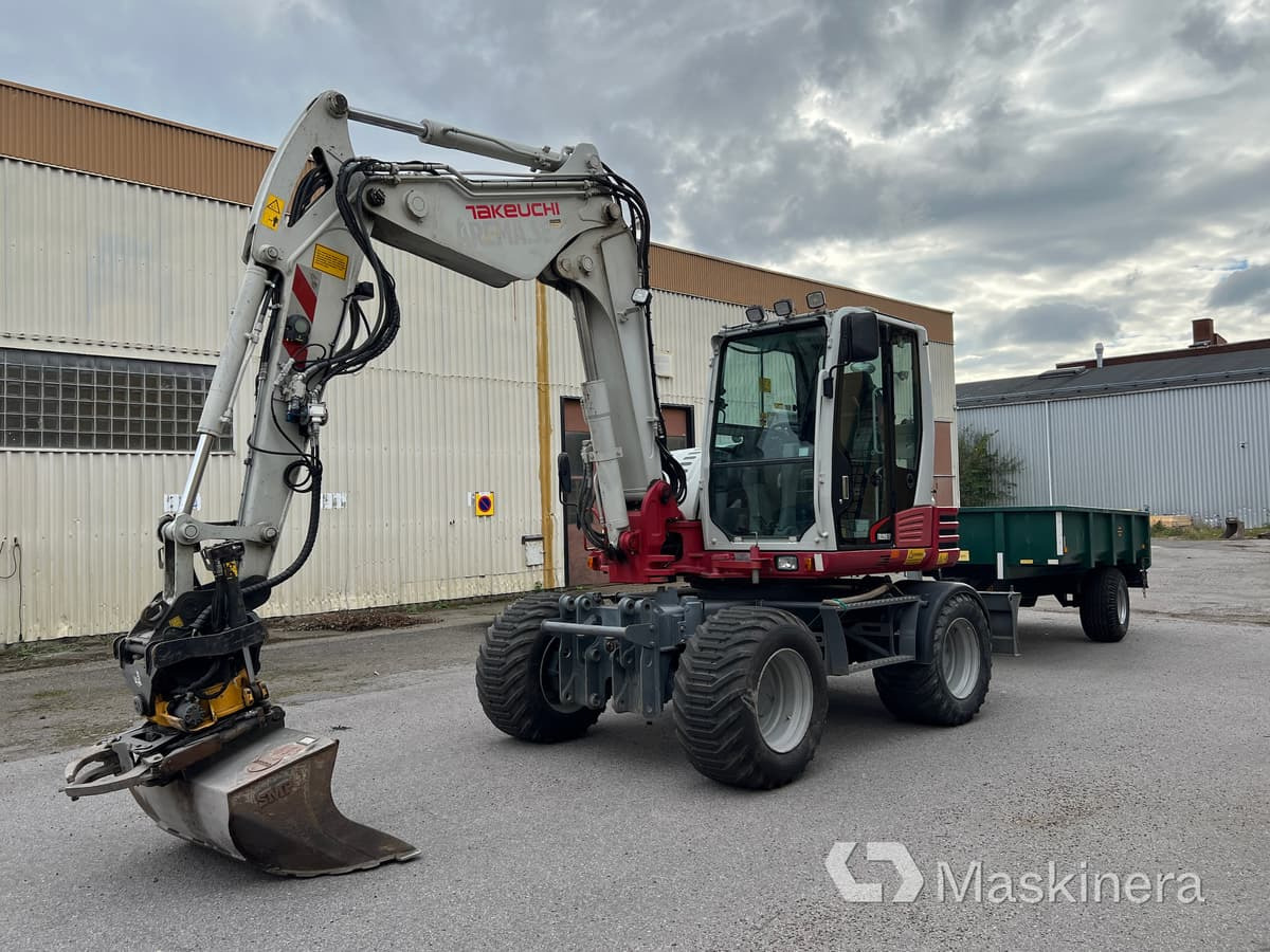 Hjulgrävare Takeuchi TB295W med vagn & redskap - Crawler excavator: picture 1 Hjulgrävare Takeuchi TB295W med vagn & redskap - Crawler excavator: picture 1