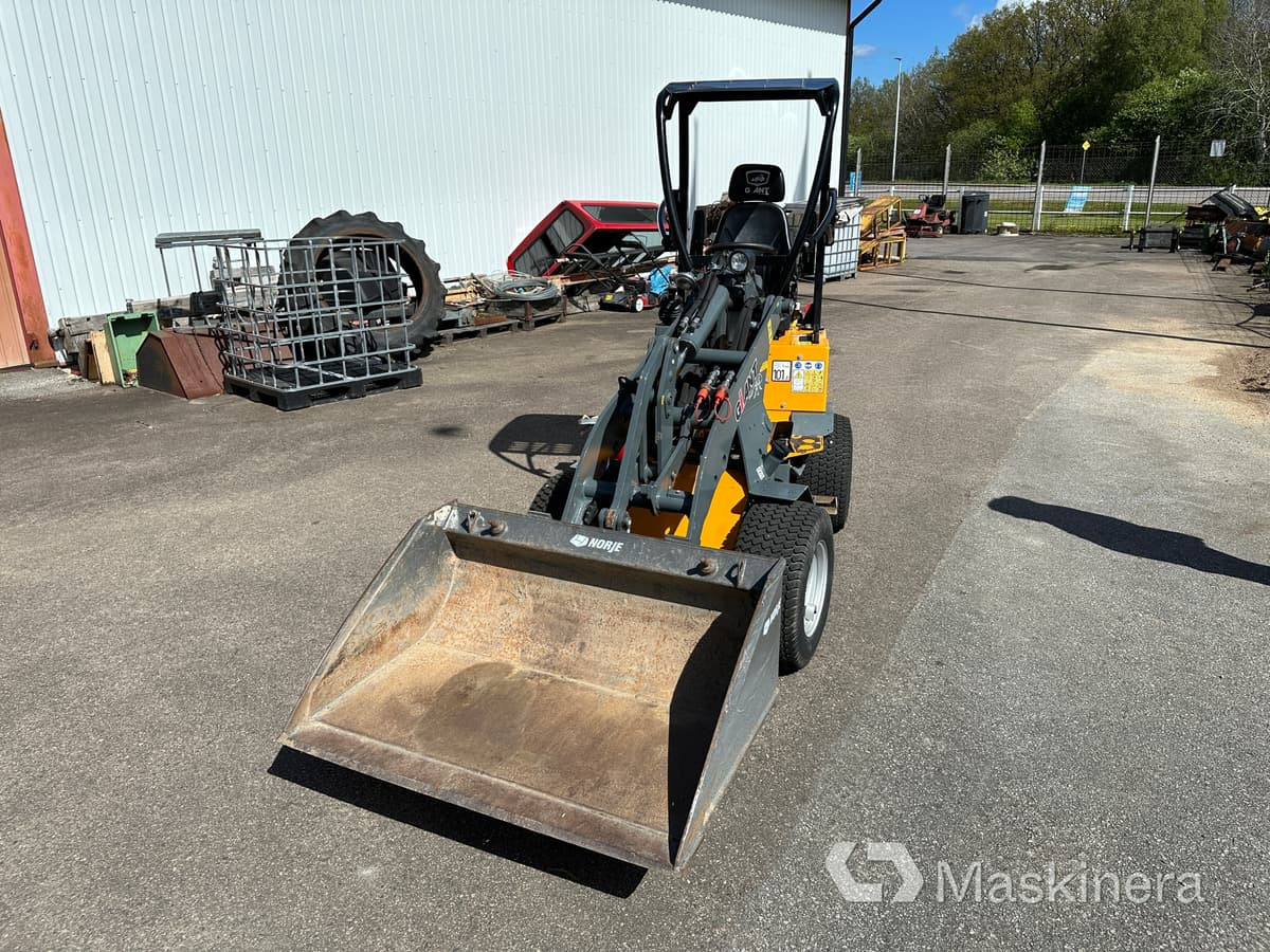 Hjullastare Giant D204SW - Compact loader: picture 2 Hjullastare Giant D204SW - Compact loader: picture 2