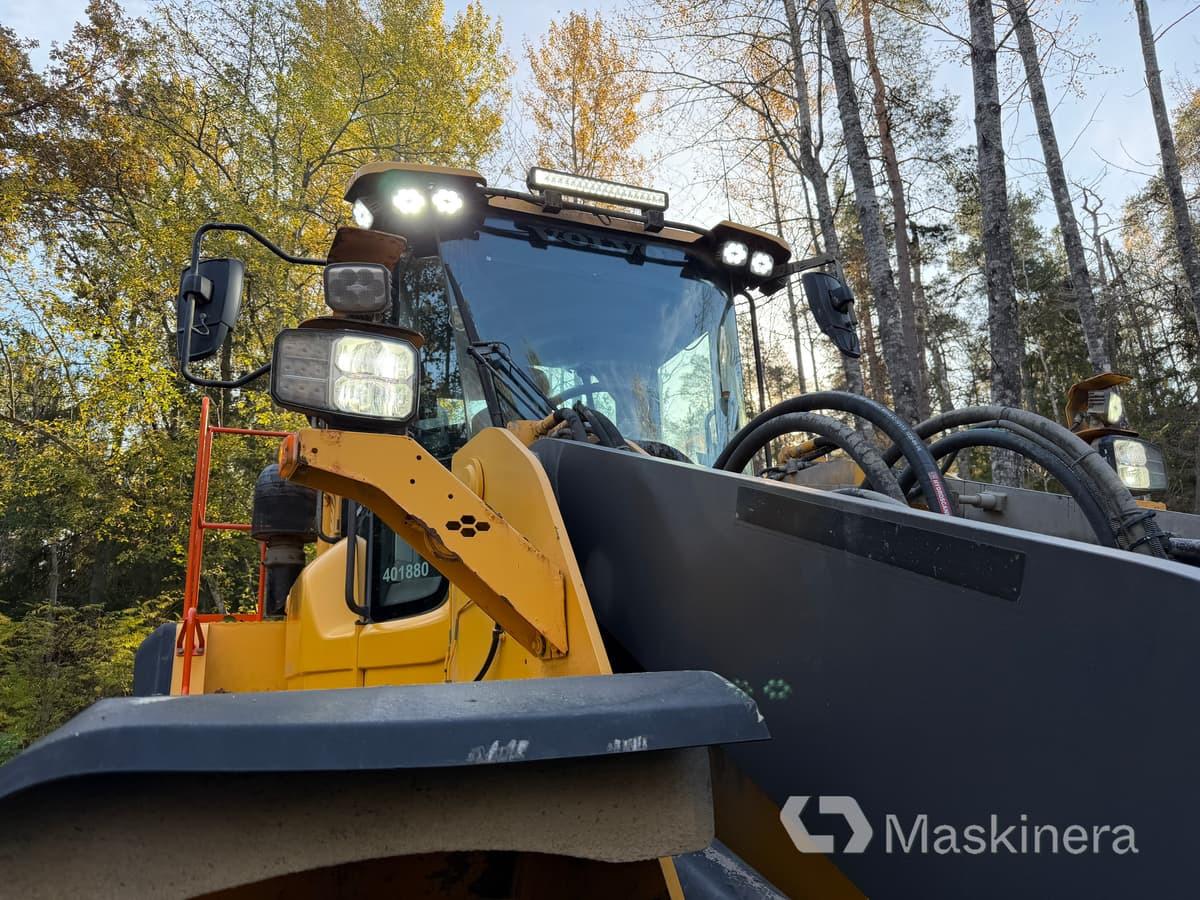Wheel loader Hjullastare Volvo L180H: picture 13 Wheel loader Hjullastare Volvo L180H: picture 13