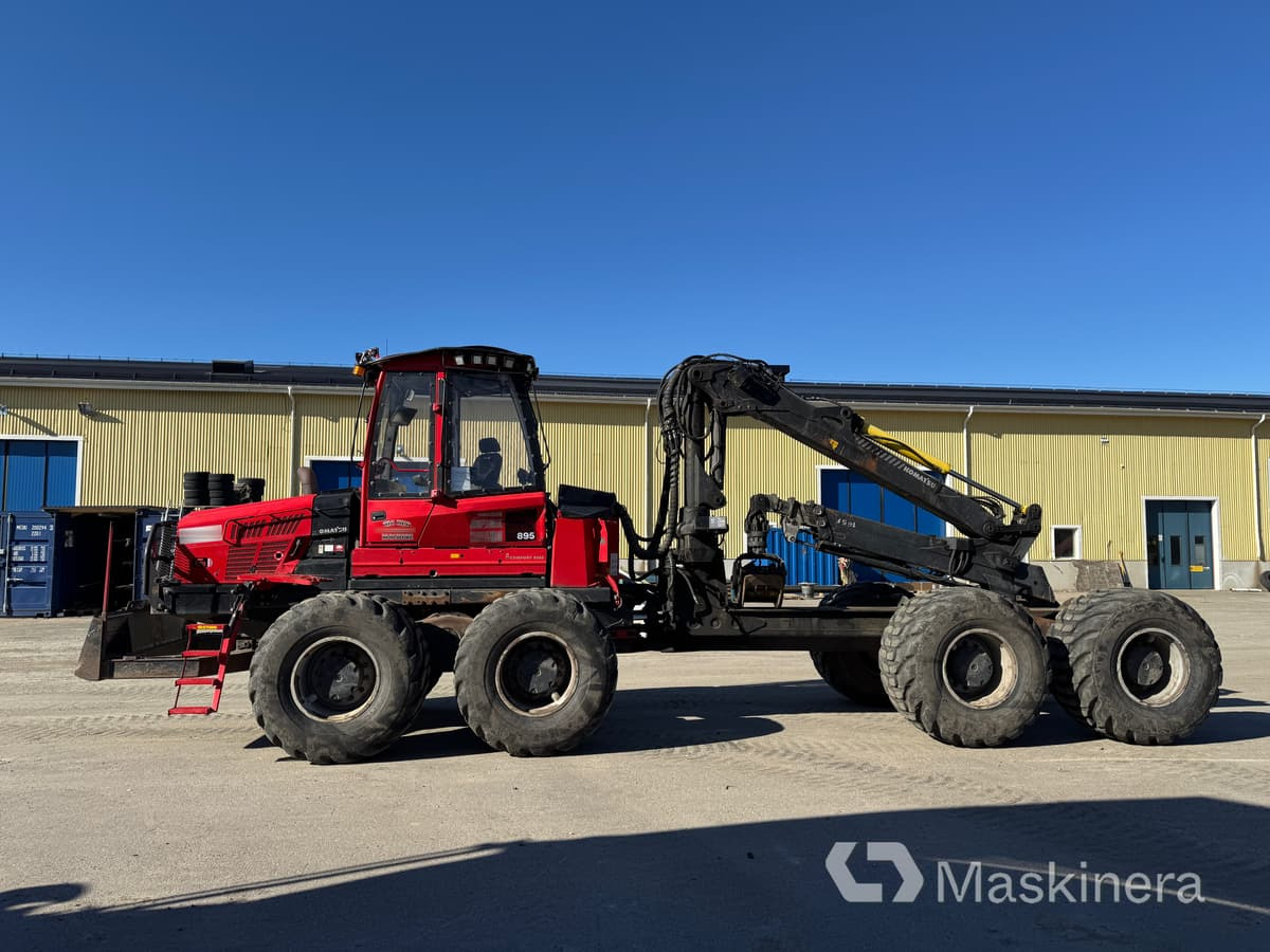 Komatsu 895 Forwarder Skotare Komatsu 895 - Forwarder: picture 2 Komatsu 895 Forwarder Skotare Komatsu 895 - Forwarder: picture 2