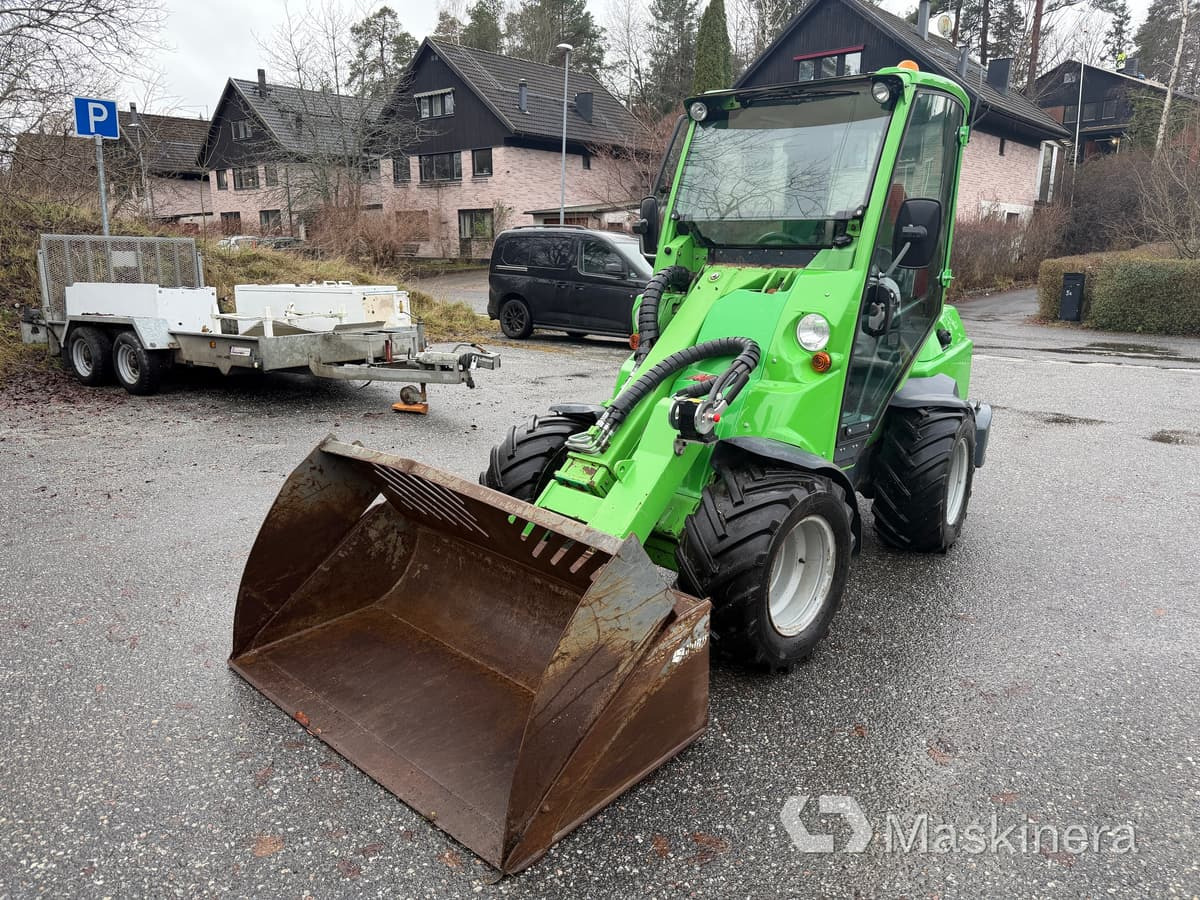 Kompaktlastare Avant 750 - Compact loader: picture 1 Kompaktlastare Avant 750 - Compact loader: picture 1