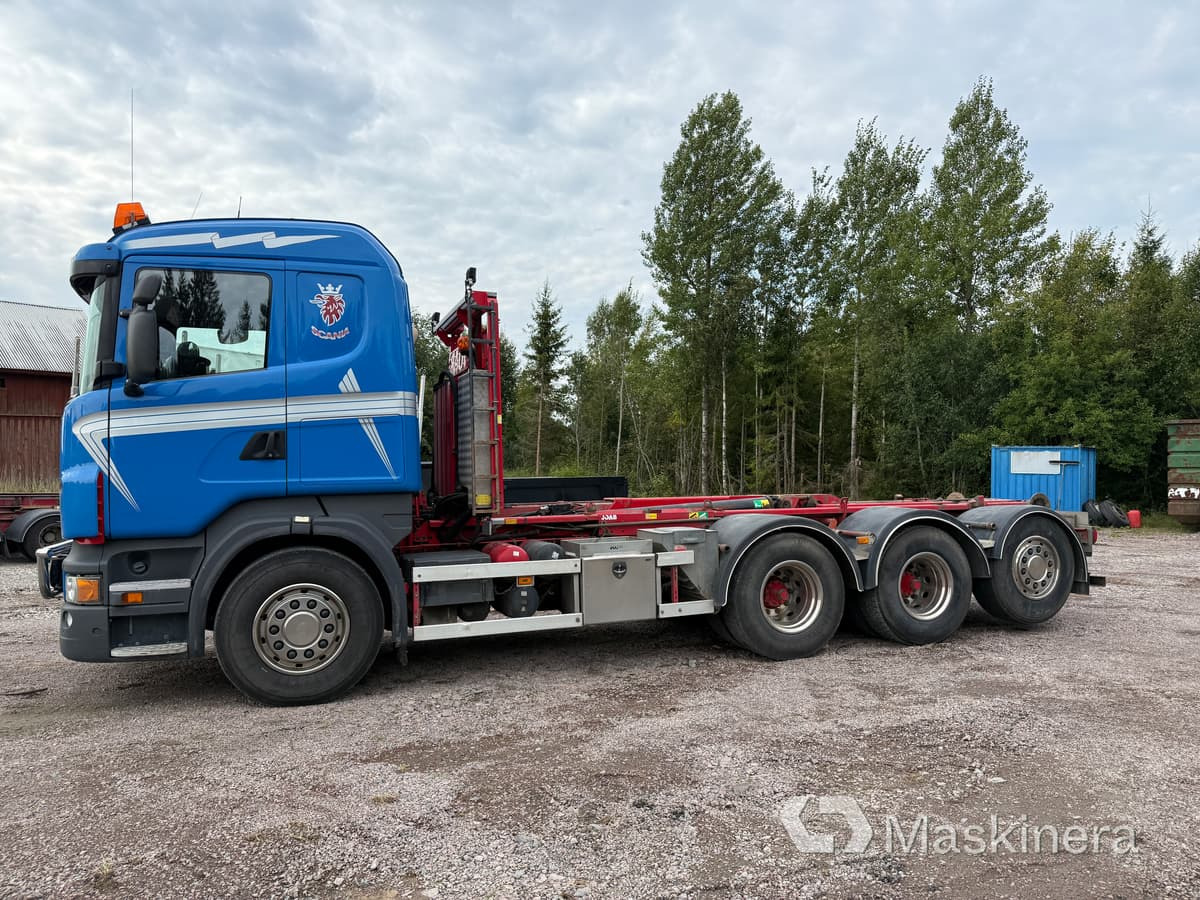 Lastväxlare Scania R560 8x4 Tridem - Hook lift truck: picture 3 Lastväxlare Scania R560 8x4 Tridem - Hook lift truck: picture 3