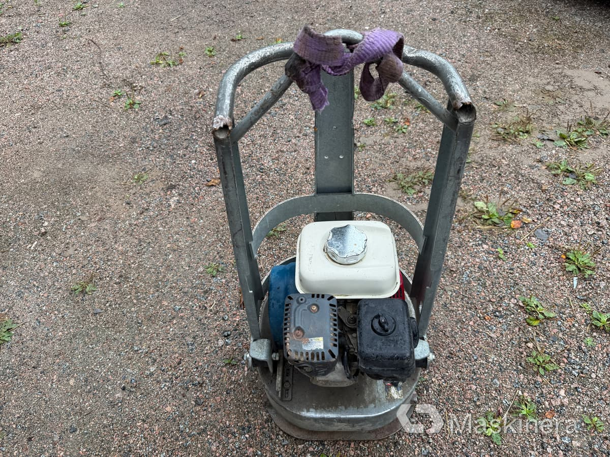 Markvibrator Swepac FR85 - Vibratory plate: picture 3 Markvibrator Swepac FR85 - Vibratory plate: picture 3