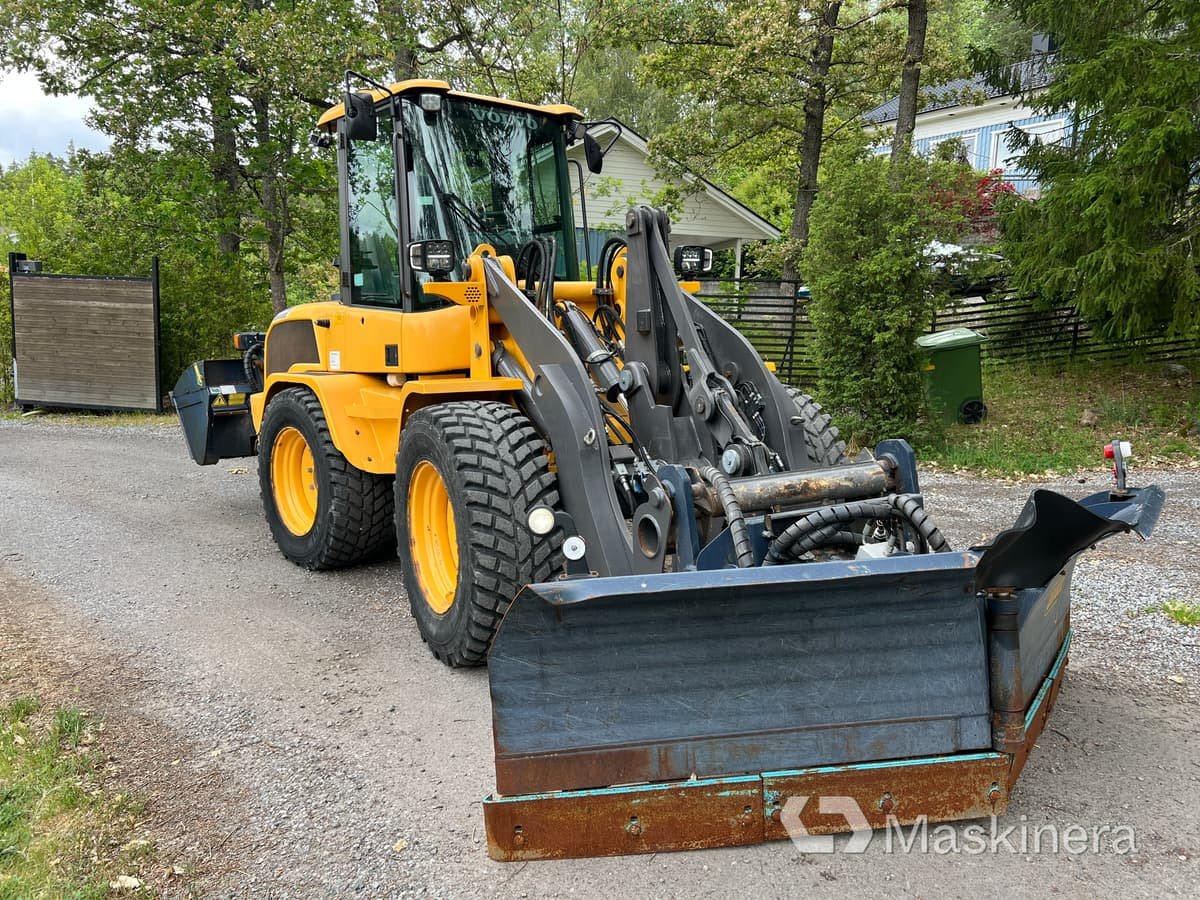 Hjullastare Volvo L35G med tillbehör - Other machinery: picture 3 Hjullastare Volvo L35G med tillbehör - Other machinery: picture 3