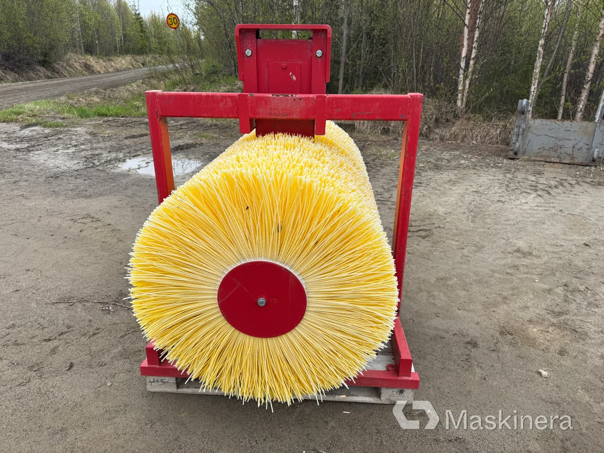 RF-System SKB TAK Sopvals RF-System - Road sweeper: picture 4 RF-System SKB TAK Sopvals RF-System - Road sweeper: picture 4