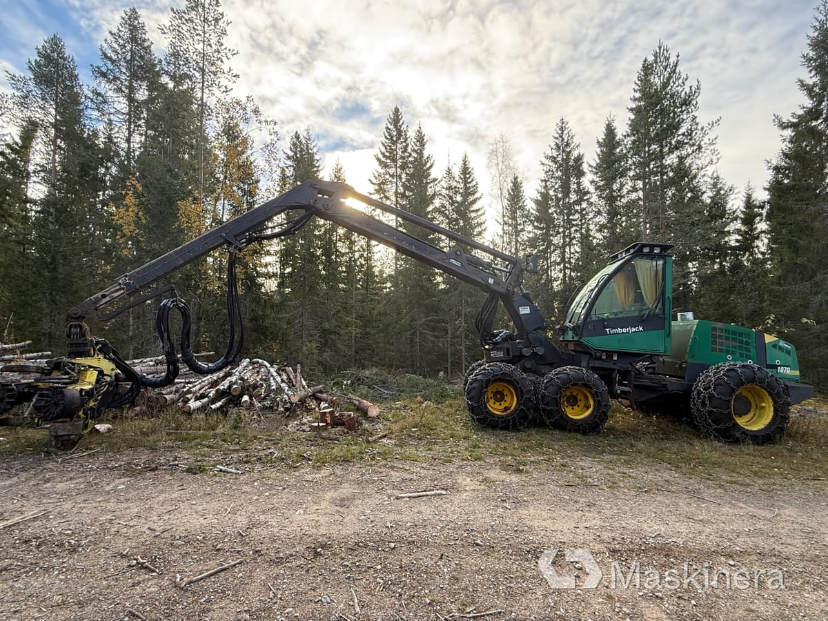 Skördare Timberjack 1070 - Forestry harvester: picture 2 Skördare Timberjack 1070 - Forestry harvester: picture 2