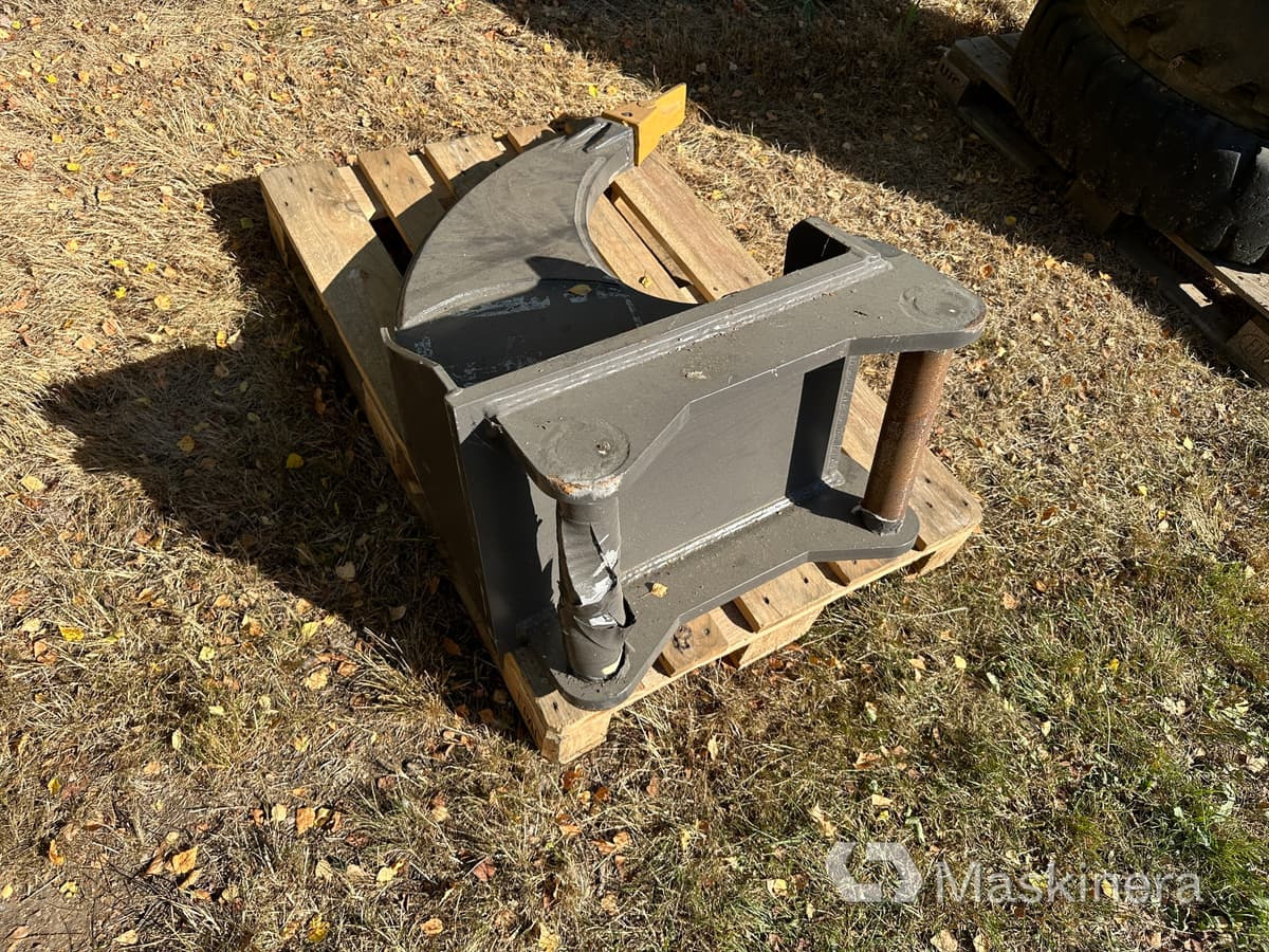 Tjältand S60 (nyskick) - Ripper: picture 1 Tjältand S60 (nyskick) - Ripper: picture 1