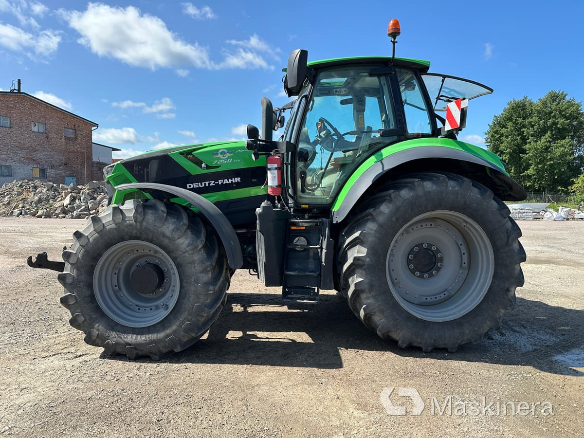 Traktor Deutz-Fahr 7250 Agroton TTV - Farm tractor: picture 4 Traktor Deutz-Fahr 7250 Agroton TTV - Farm tractor: picture 4