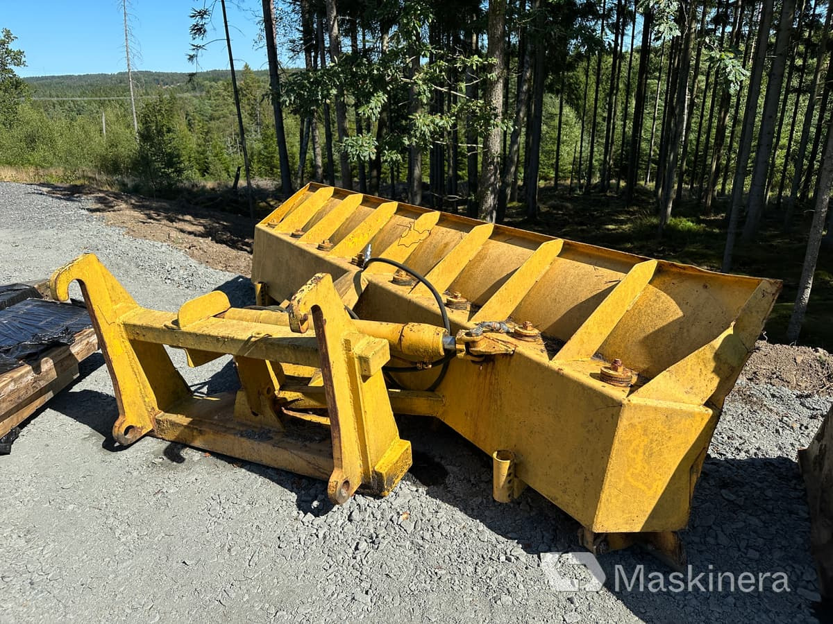 Vikplog 3200 Diagonalplog 3200 hydraulisk Stora BM - Snow plough: picture 5 Vikplog 3200 Diagonalplog 3200 hydraulisk Stora BM - Snow plough: picture 5