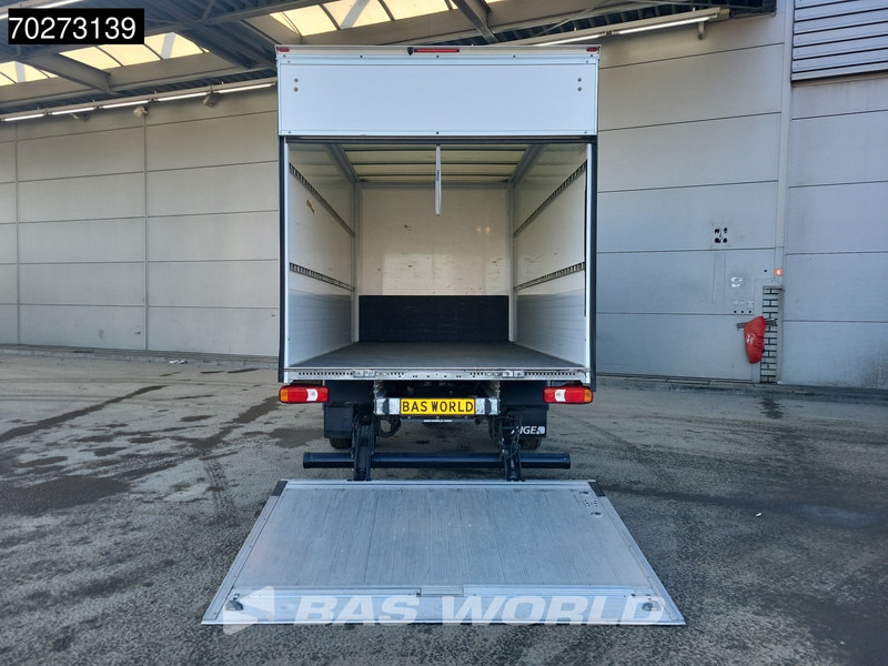 Iveco Daily 35C16 Automaat Laadklep Bakwagen Airco Camera Dubbellucht Meubelbak Koffer 19m3 Airco - Box van: picture 3 Iveco Daily 35C16 Automaat Laadklep Bakwagen Airco Camera Dubbellucht Meubelbak Koffer 19m3 Airco - Box van: picture 3