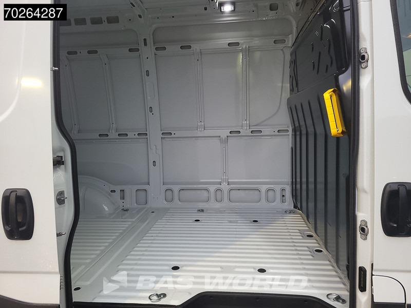 New Panel van Iveco Daily 35S18 3.0L Automaat L2H2 2025model ACC Navi Parkeersensoren L2 12m3 Airco: picture 8