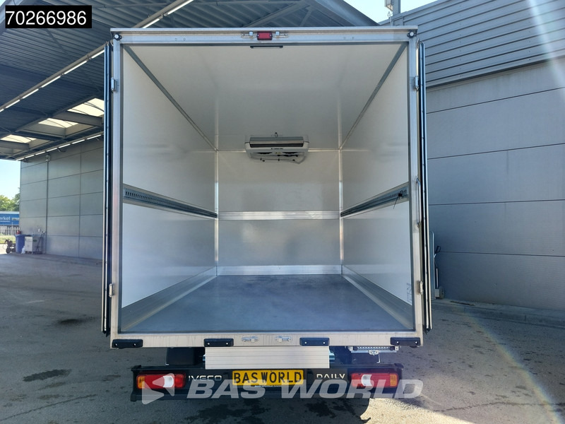 Iveco Daily 35S18 3.0L Koelwagen Thermoking C-250 LED ACC Navi Airco Koel Koeler Kühl Kühler Bakwagen Kühlkoffer 17m3 Airco - Refrigerated van: picture 3 Iveco Daily 35S18 3.0L Koelwagen Thermoking C-250 LED ACC Navi Airco Koel Koeler Kühl Kühler Bakwagen Kühlkoffer 17m3 Airco - Refrigerated van: picture 3
