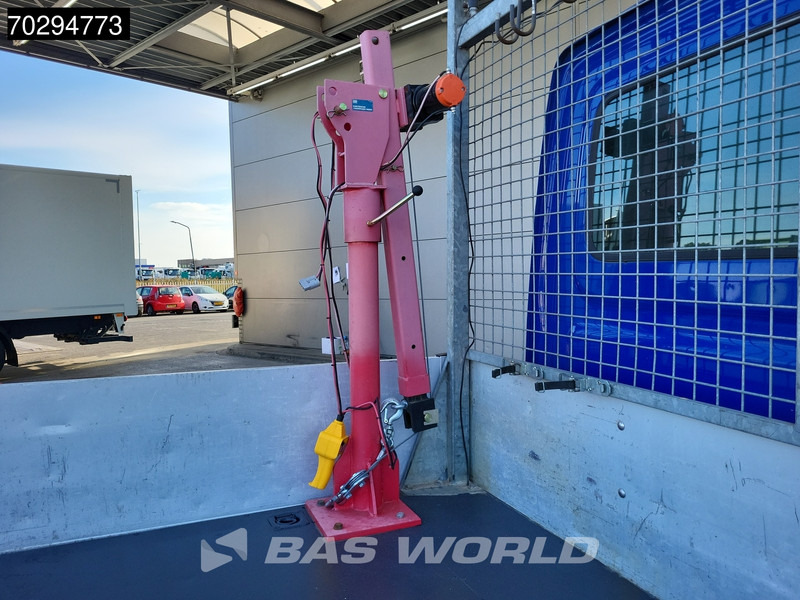 Tipper van Iveco Daily 70C17 Drie-Zijdige 3.0L Kipper 7-tons Kraan Dubbellucht 170PK 3,5t Trekhaak Airco Tipper Benne Kieper Kraanwagen Crane Kranwagen: picture 12 Tipper van Iveco Daily 70C17 Drie-Zijdige 3.0L Kipper 7-tons Kraan Dubbellucht 170PK 3,5t Trekhaak Airco Tipper Benne Kieper Kraanwagen Crane Kranwagen: picture 12