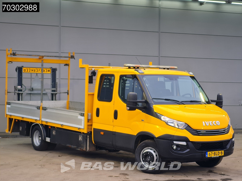 Iveco Daily 70C18 3.0L Automaat 452cmOpen Laadbak Dubbel Cabine Dubbellucht 3,5t Trekhaak Navi Airco Cruise Camera Zwaailamp Euro6 Pritsche - Flatbed van: picture 3 Iveco Daily 70C18 3.0L Automaat 452cmOpen Laadbak Dubbel Cabine Dubbellucht 3,5t Trekhaak Navi Airco Cruise Camera Zwaailamp Euro6 Pritsche - Flatbed van: picture 3