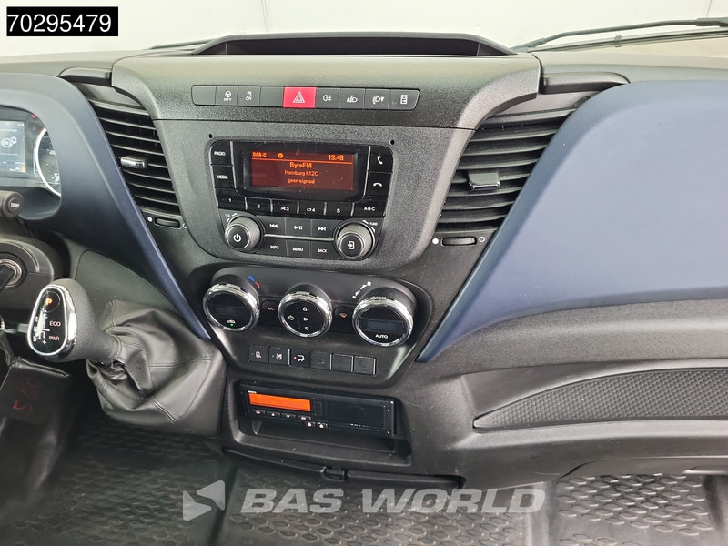 Box van Iveco Daily 70C18 3.0L Automaat Laadklep 7tons 6meter Bakwagen Luchtvering Airco Cruise Meubelbak Koffer 36m3 Airco Cruise control: picture 16